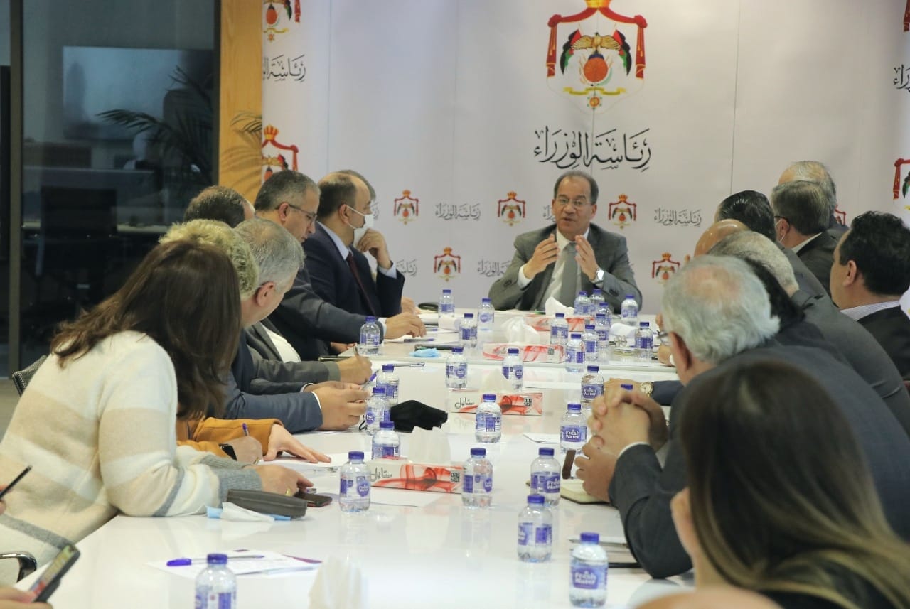 Minister of State for Media Affairs Faisal Shboul speaks during a meeting with journalists on Wednesday (Petra photo)